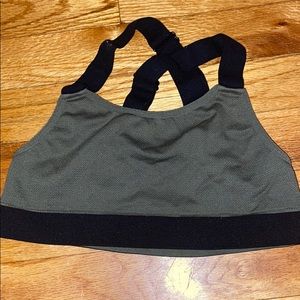 Very stretchy Sports bra (no padding)